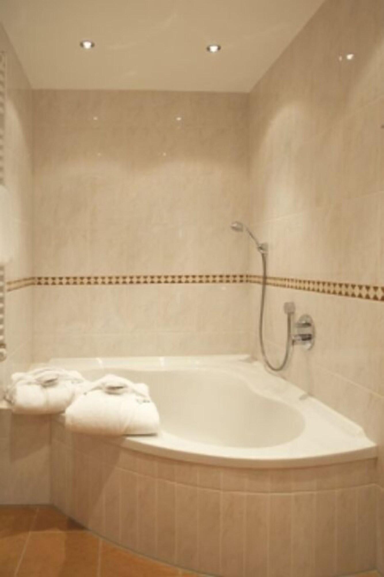 Waldhotel Nachtigall Paderborn Dış mekan fotoğraf